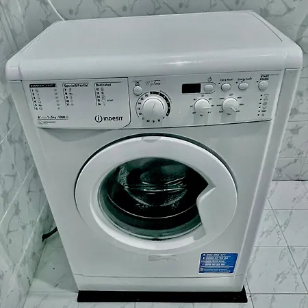 2 Bedroom With Garage