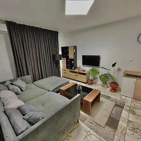 Апартаменты 2 Bedroom With Garage *