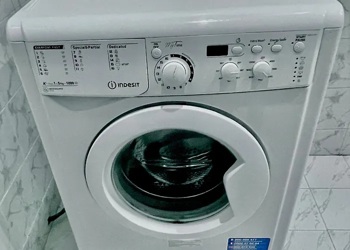 2 Bedroom With Garage