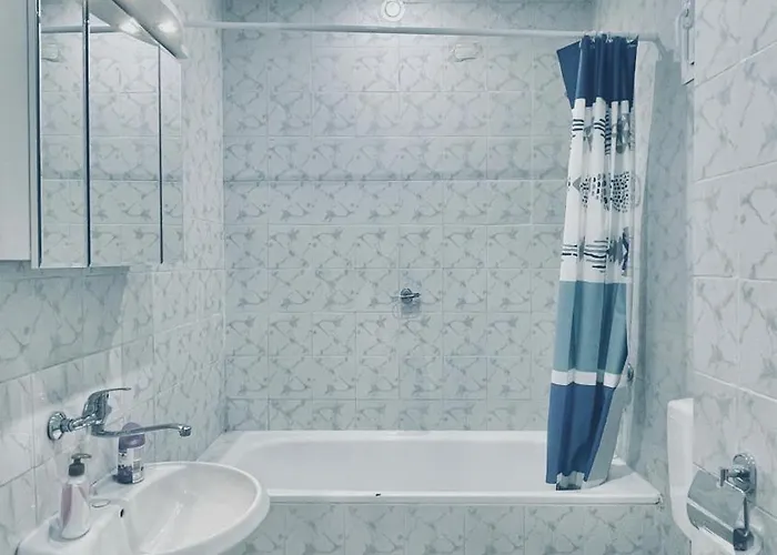 2 Bedroom With Garage サンダンスキ